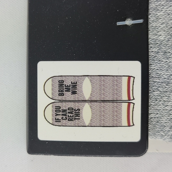 ⭐️3/ $30⭐️ Densley & Co. Women Novelty Socks If You Can Read This Bring Me Wine - Picture 4 of 9